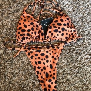 Leopard bikini
